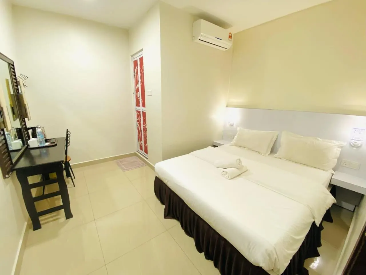 פראי Sunsega Hotel